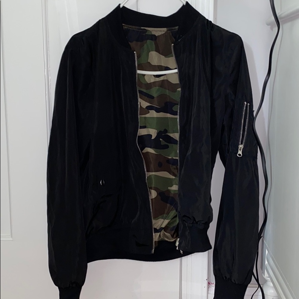 Reversible bomber! - Picture 2 of 2